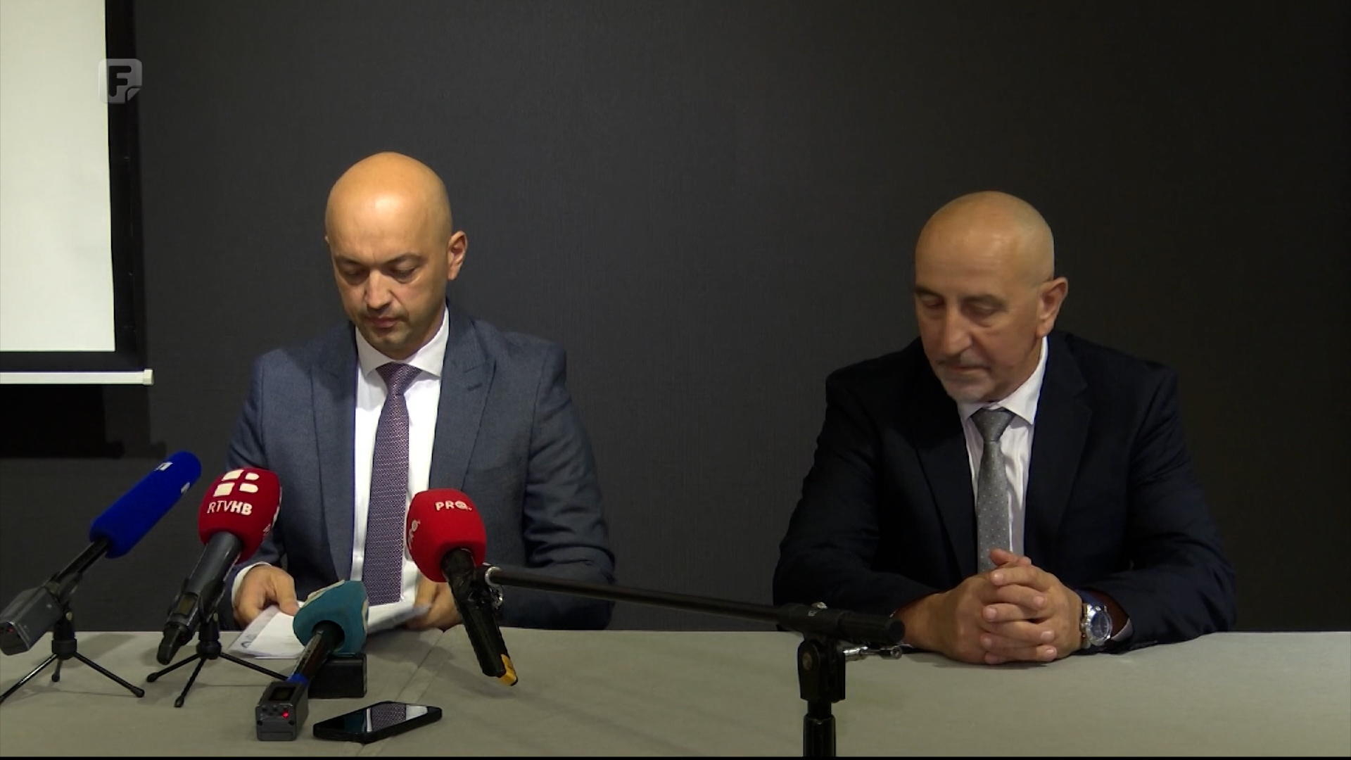 HSP BiH: Za kažnjavanje isticanja grba HOS-a i pozdrava 'za dom spremni' nema zakonskog uporišta